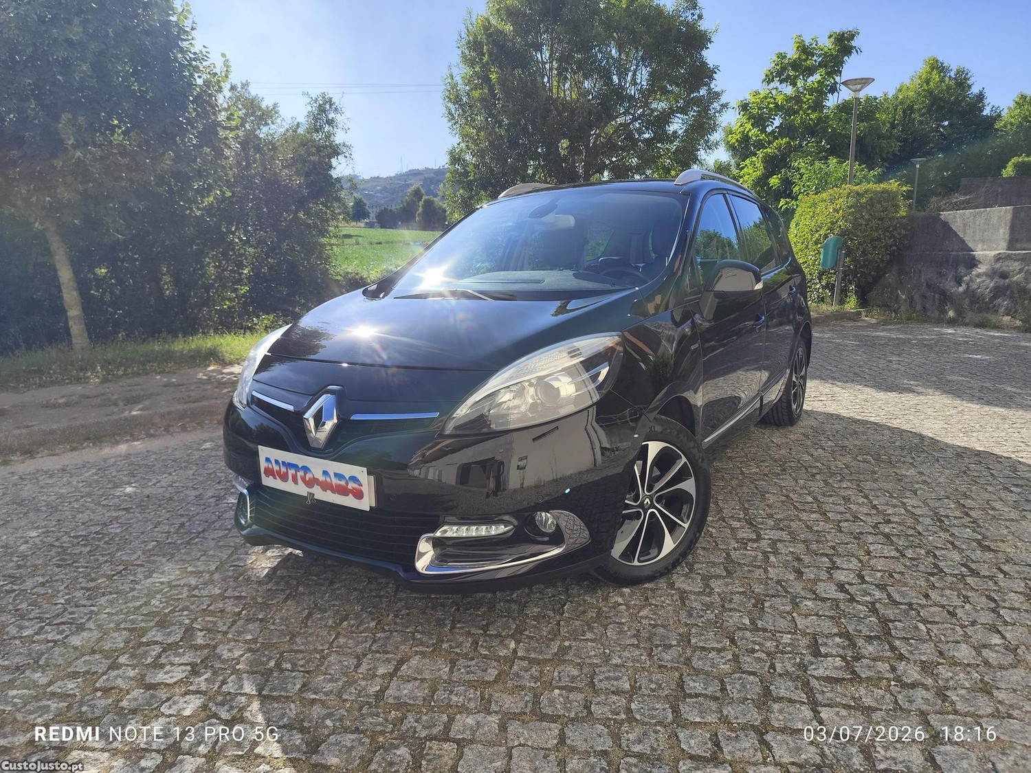 Renault Grand Scénic 1.6 dCi Bose Edition SS — fotografia 18