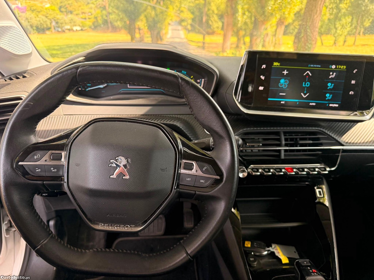 Peugeot 208 50 kWh Style — fotografia 6