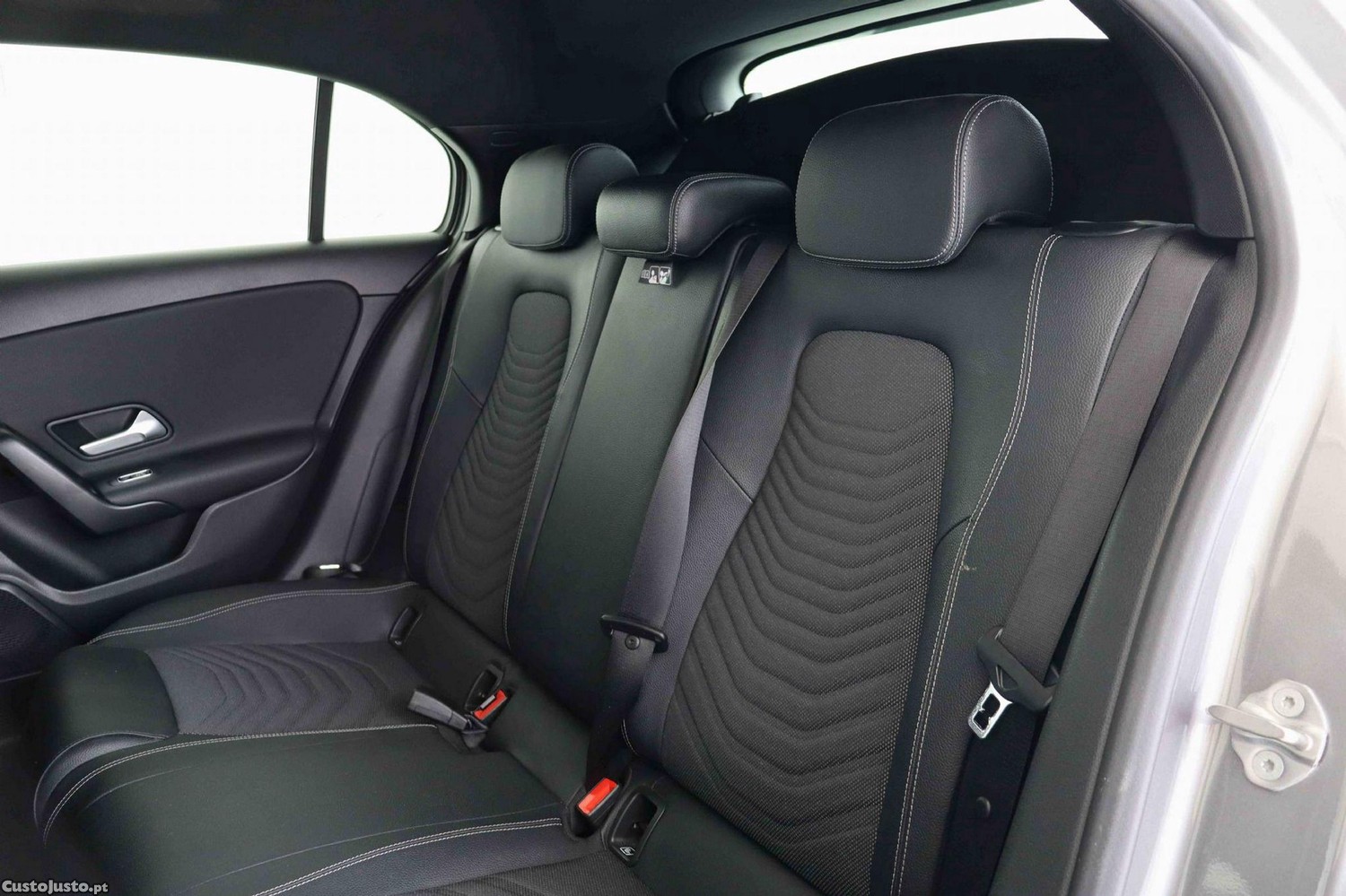 Mercedes-Benz A 160 d Style — fotografia 13
