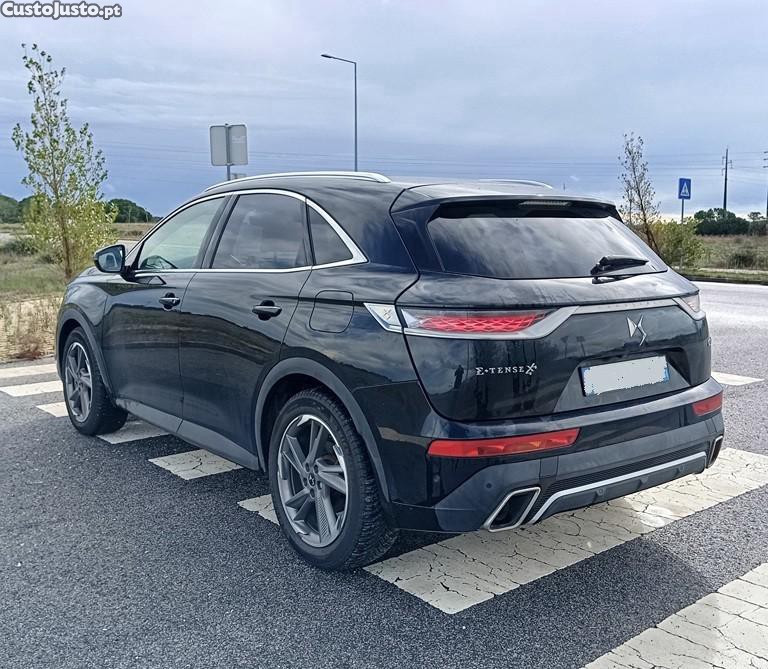 DS 7 7 300 cv 4x4Eat8 E-Tense Hybrid PHEV RIVOLI 1 DONO — fotografia 10