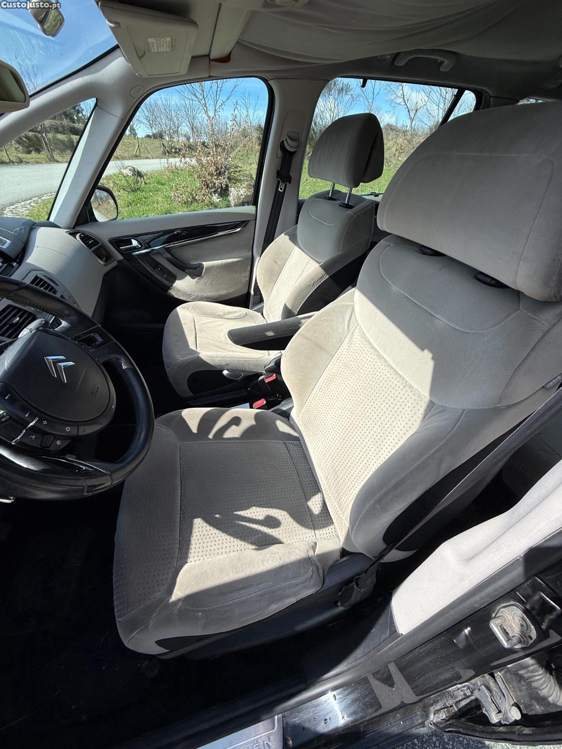 Citroën C4 Grand Picasso 1.6HDI-possibilidade de financiamento — fotografia 4