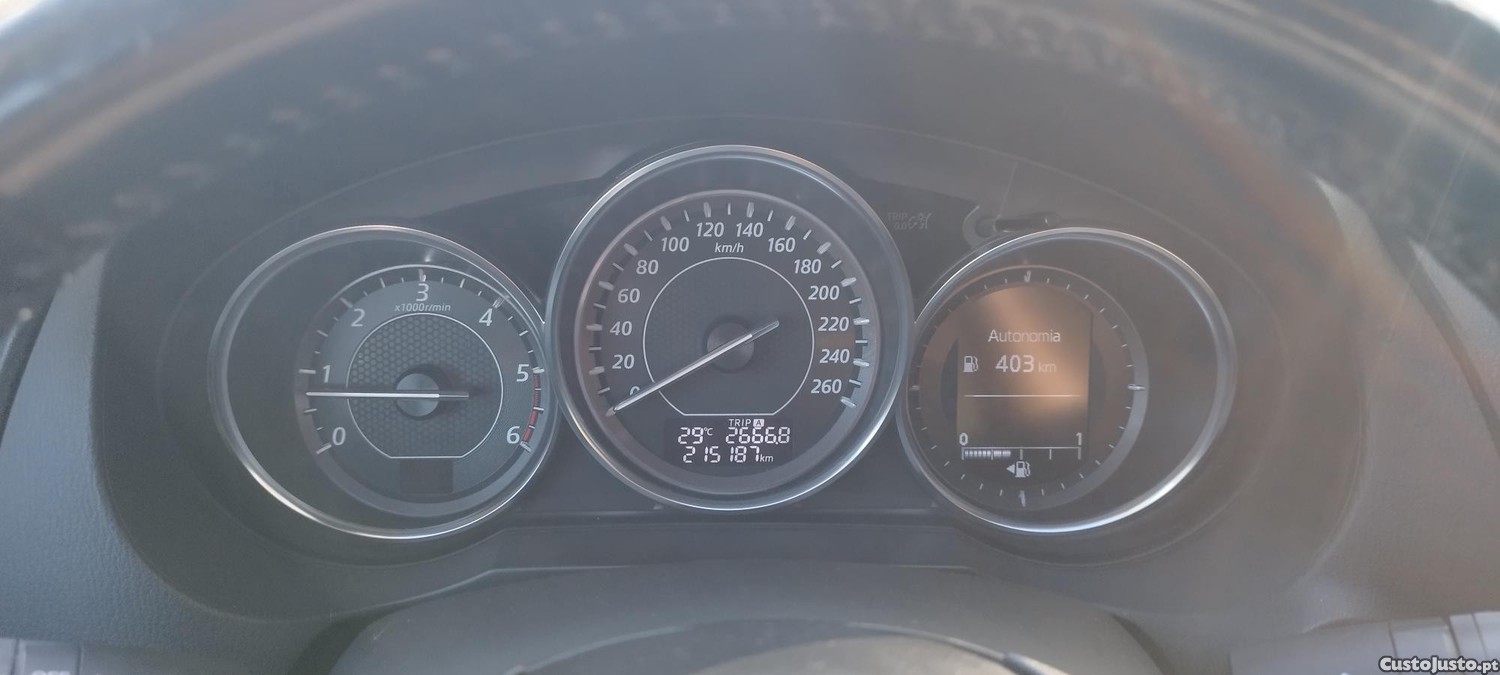 Mazda 6 Nacional 2.2SKY-D Excellence Navi um só dono! — fotografia 4