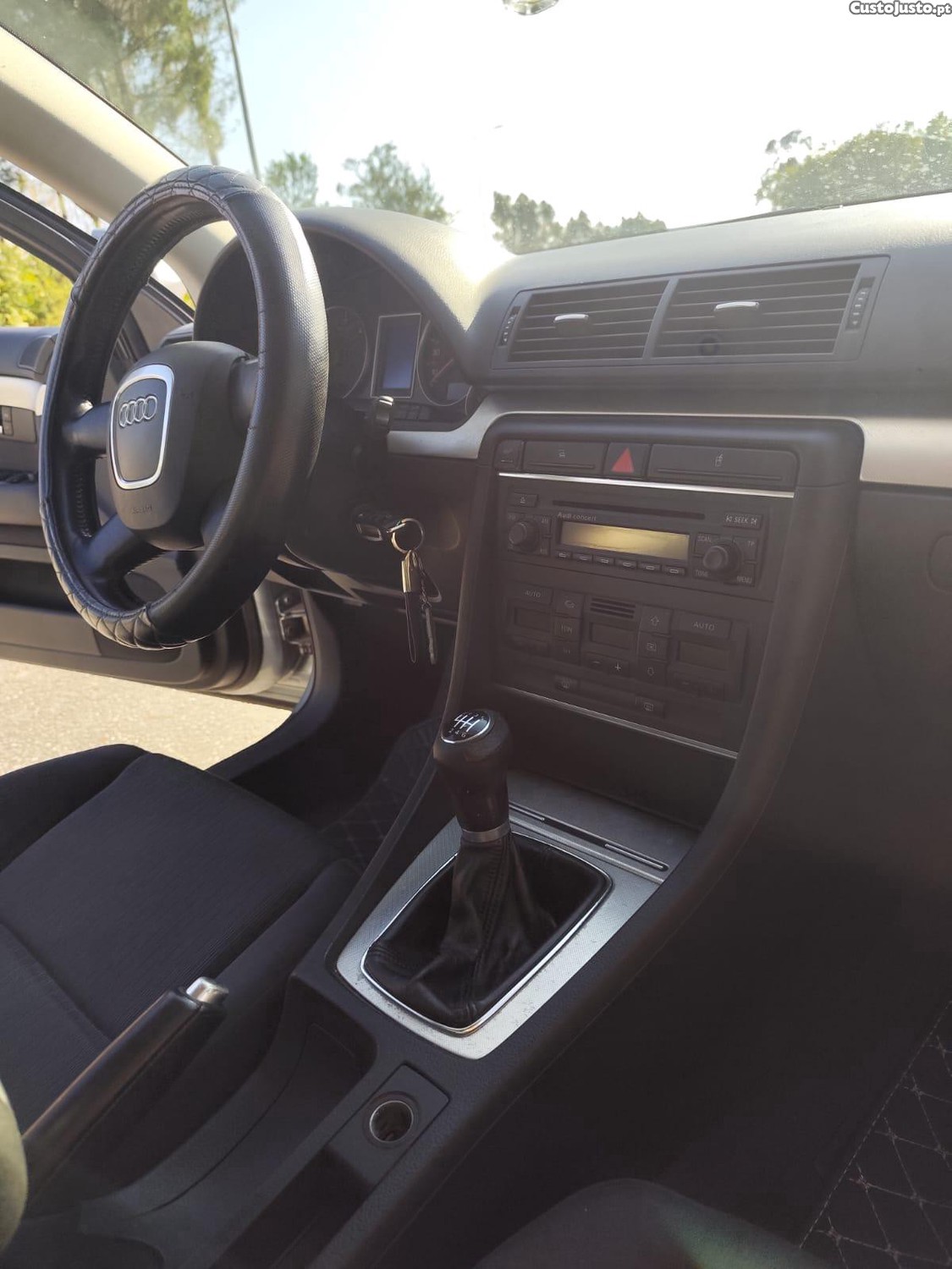 Audi A4 2.0 TDI — fotografia 4