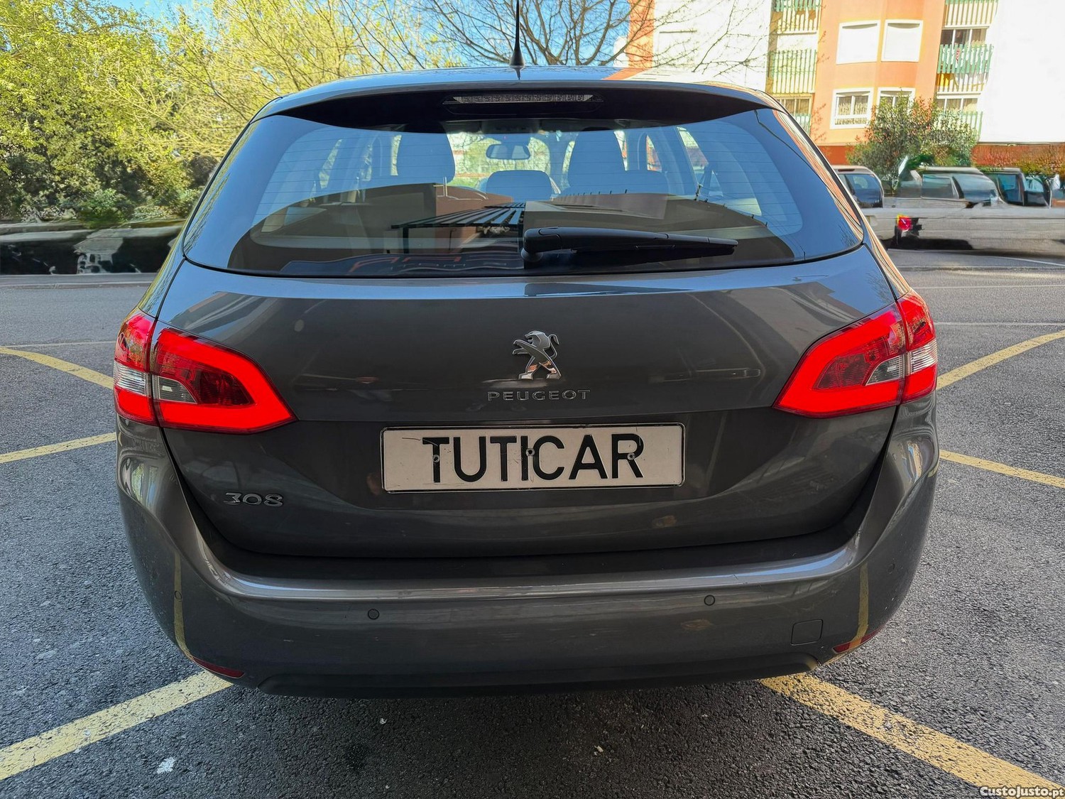 Peugeot 308 SW 1.5 BlueHDi Active — fotografia 20