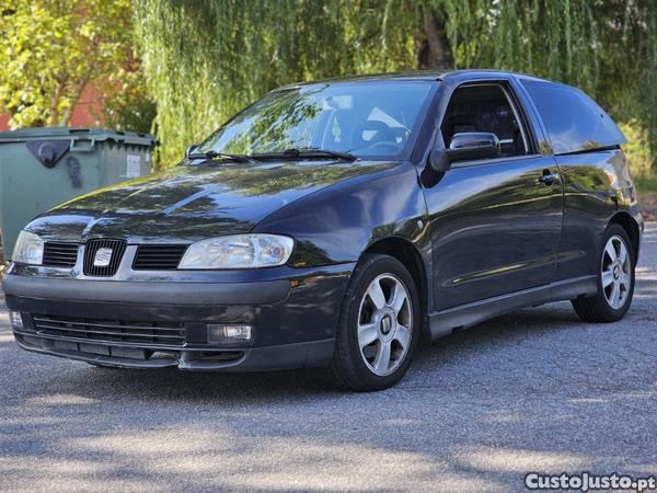 SEAT Ibiza 6K2 — fotografia 4