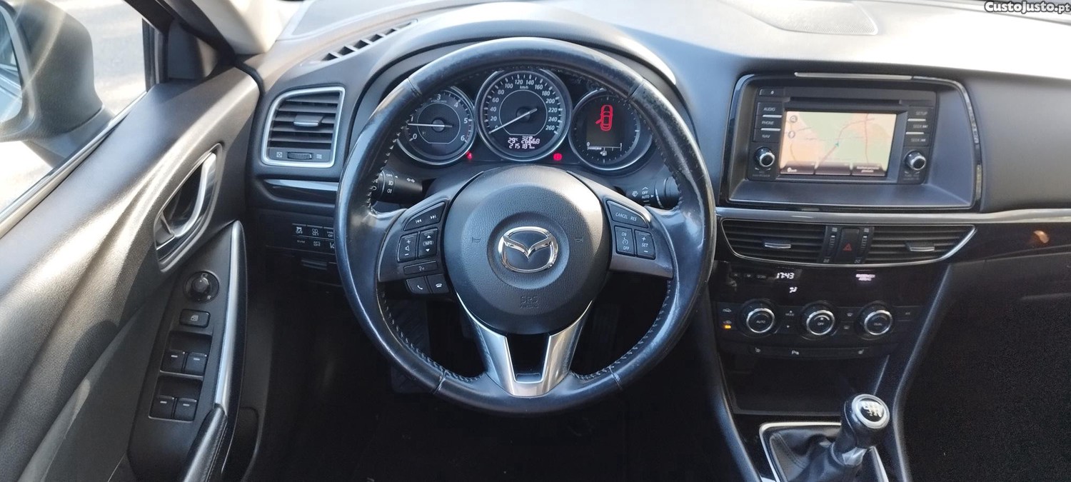 Mazda 6 Nacional 2.2SKY-D Excellence Navi um só dono! — fotografia 5