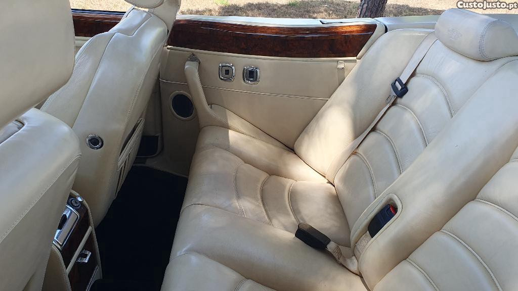 Bentley Azure Cabrio — fotografia 9