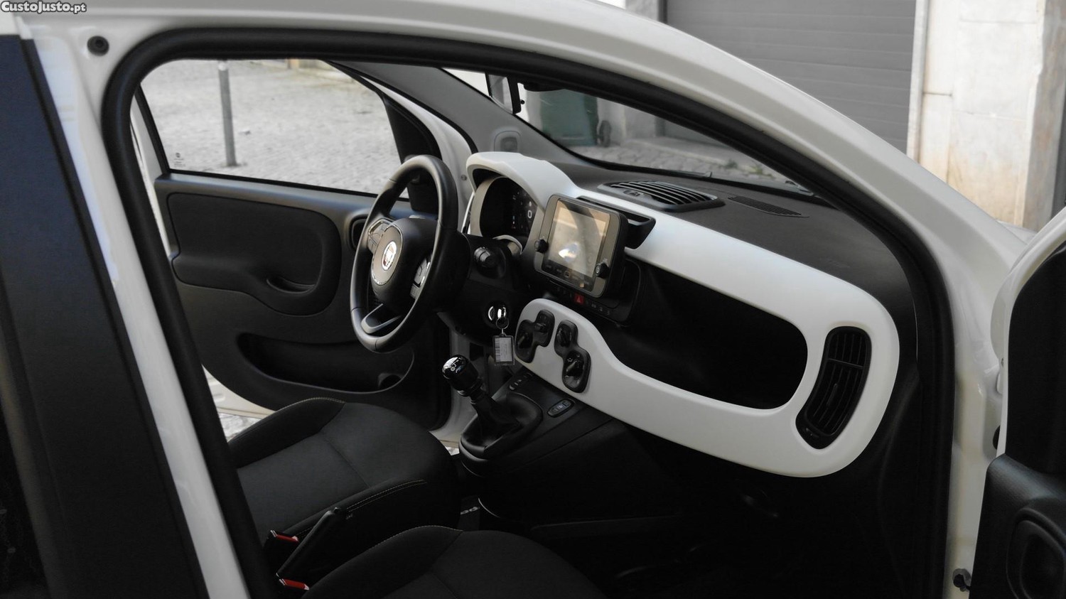 Fiat Panda Pandina 1.0 Hybrid — fotografia 7