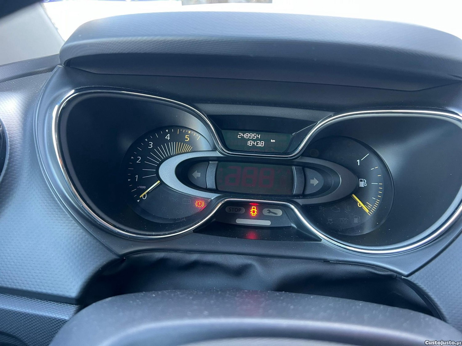 Renault Captur 1.5 dCi Sport — fotografia 13