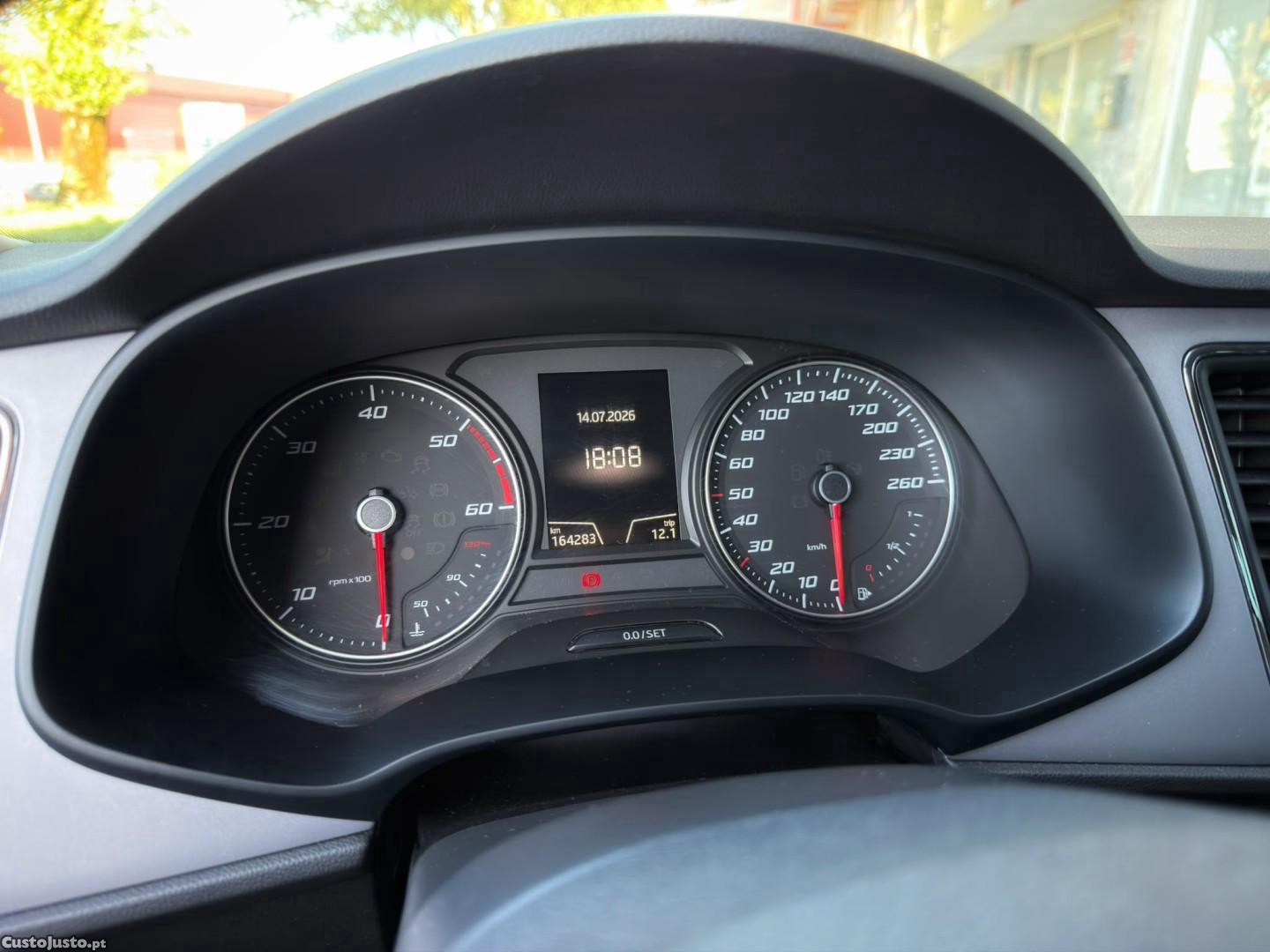 SEAT Leon 1.6 TDI Style S/S — fotografia 13