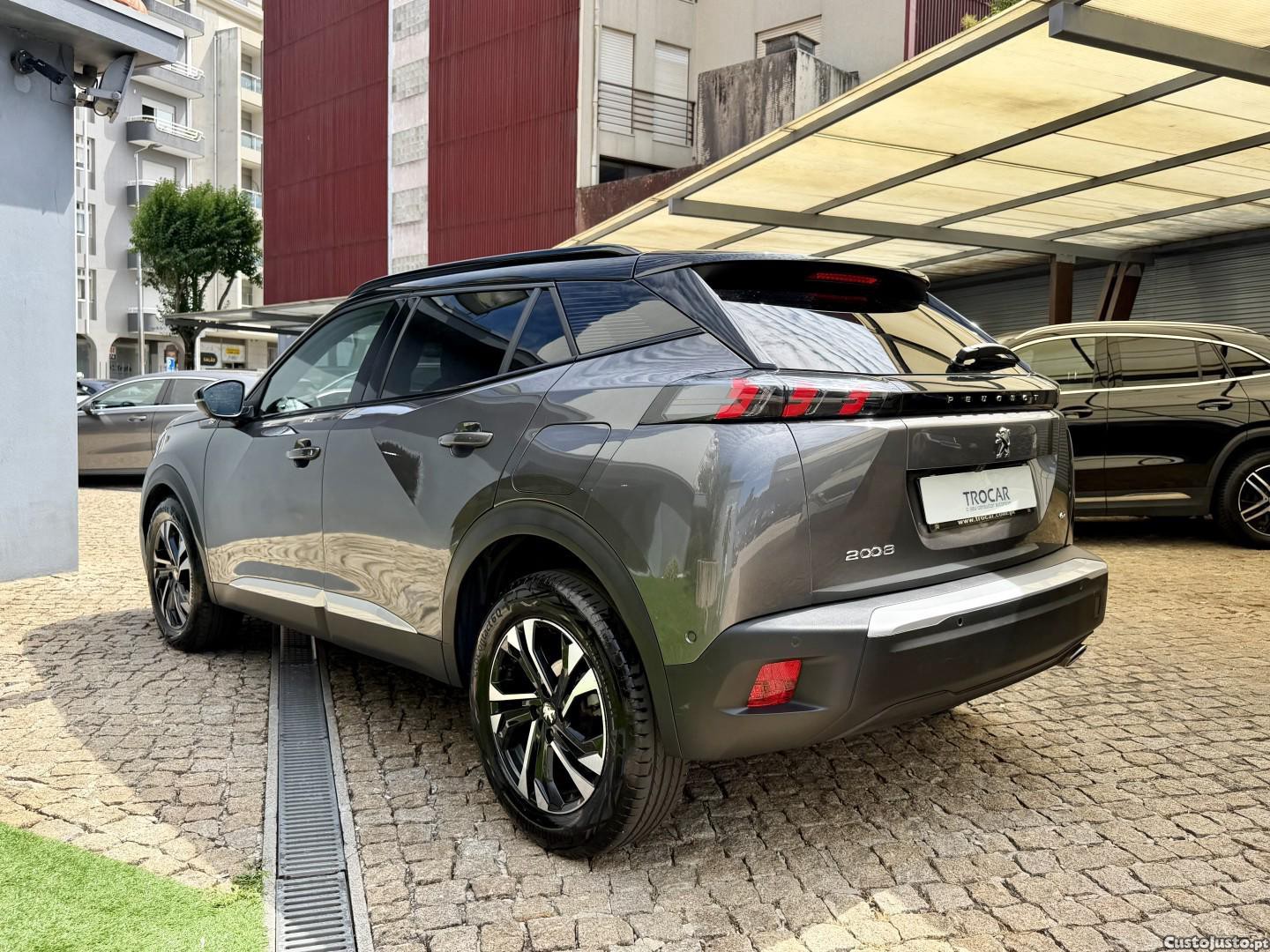Peugeot 2008 1.5 BlueHDi GT — fotografia 9