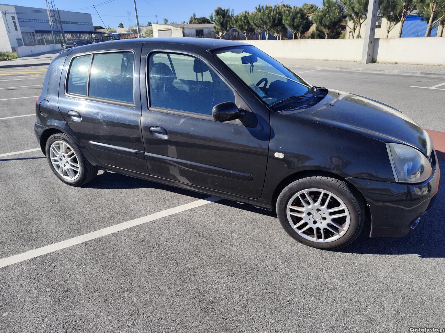 Renault Clio 1.5DCI — fotografia 8