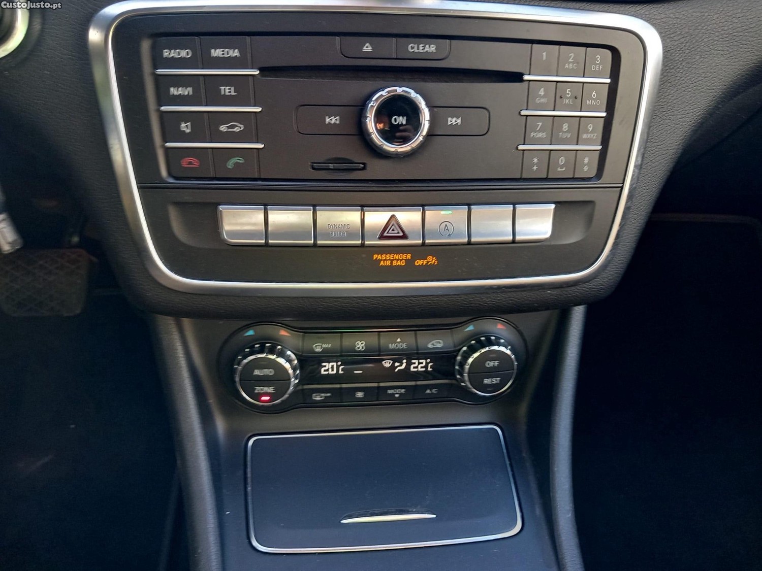 Mercedes-Benz GLA 180 d Style Aut. — fotografia 6
