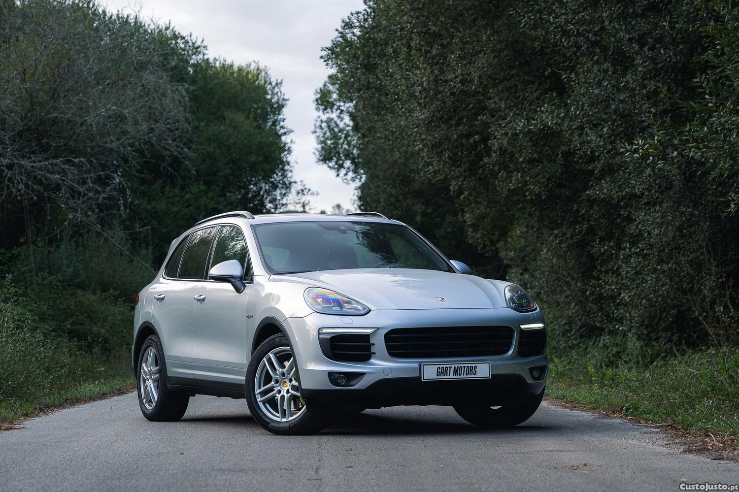 Porsche Cayenne S E-Hybrid — fotografia 18