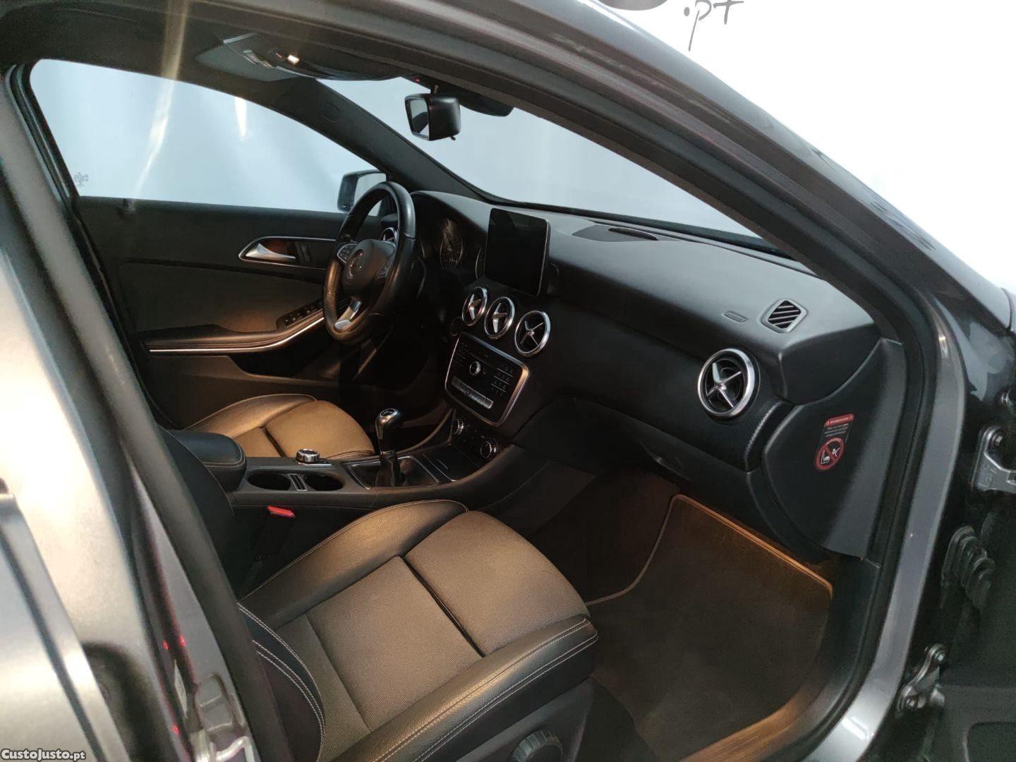 Mercedes-Benz A 180 d Fleet Pack Style — fotografia 3