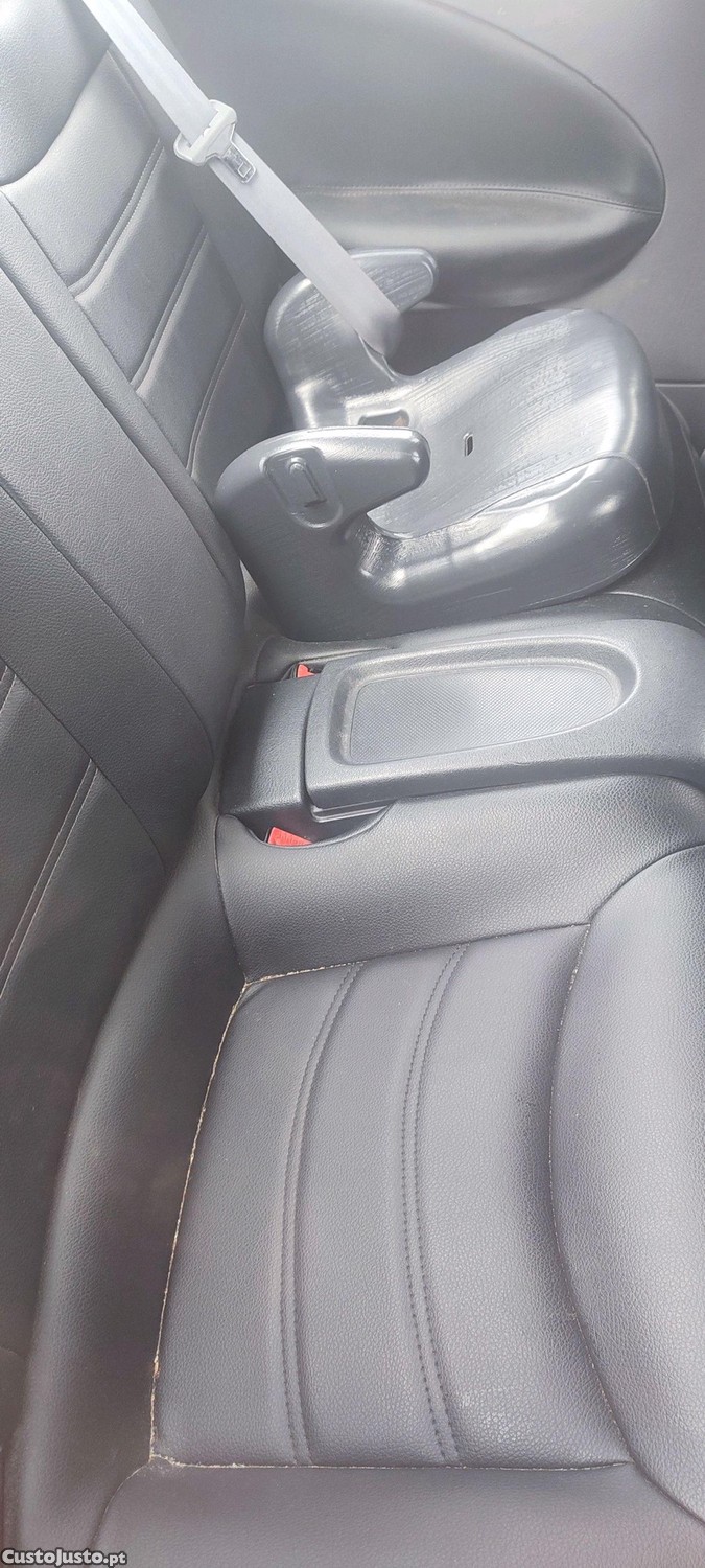 Renault Mégane coupé dynamic — fotografia 4