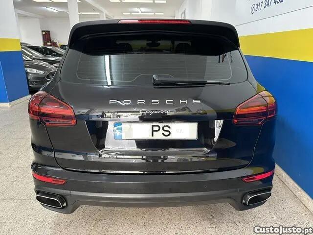 Porsche Cayenne 3.0 V6 — fotografia 12