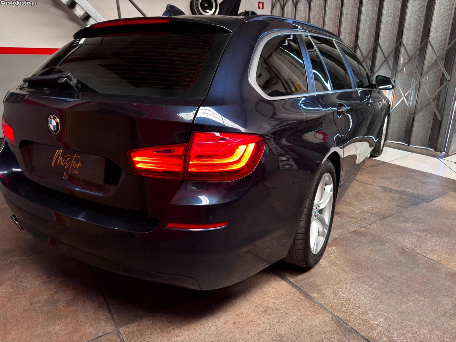 BMW 520 D F11 Sport — fotografia 3