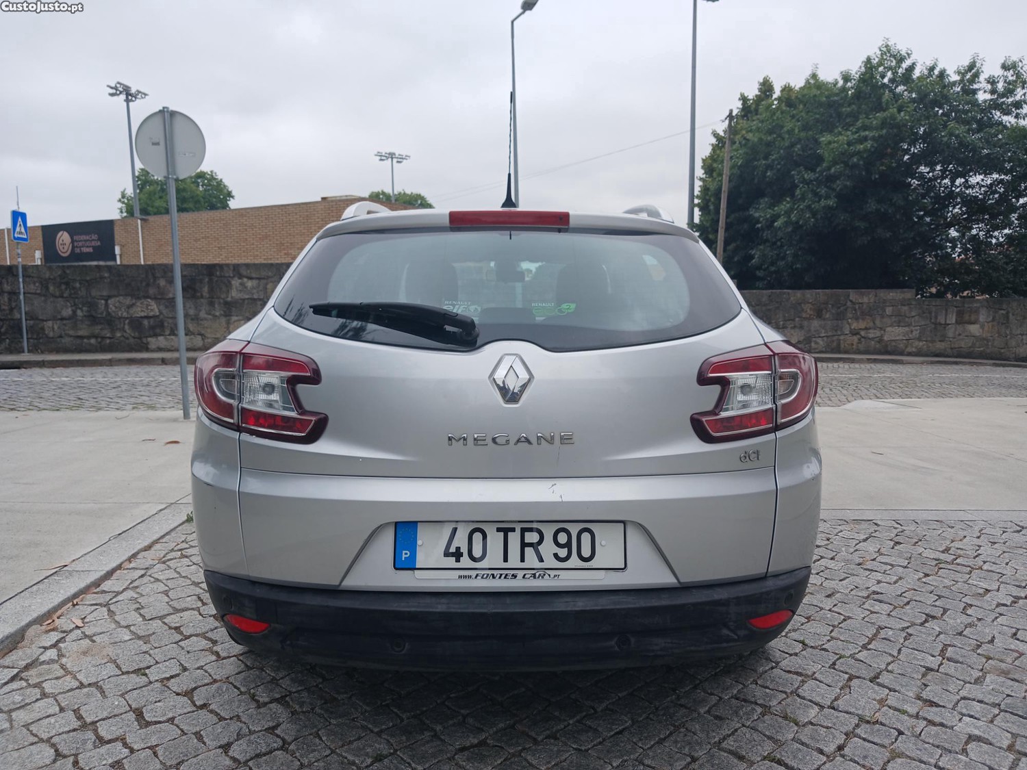 Renault Mégane 1.5dci sportourer automatica — fotografia 4