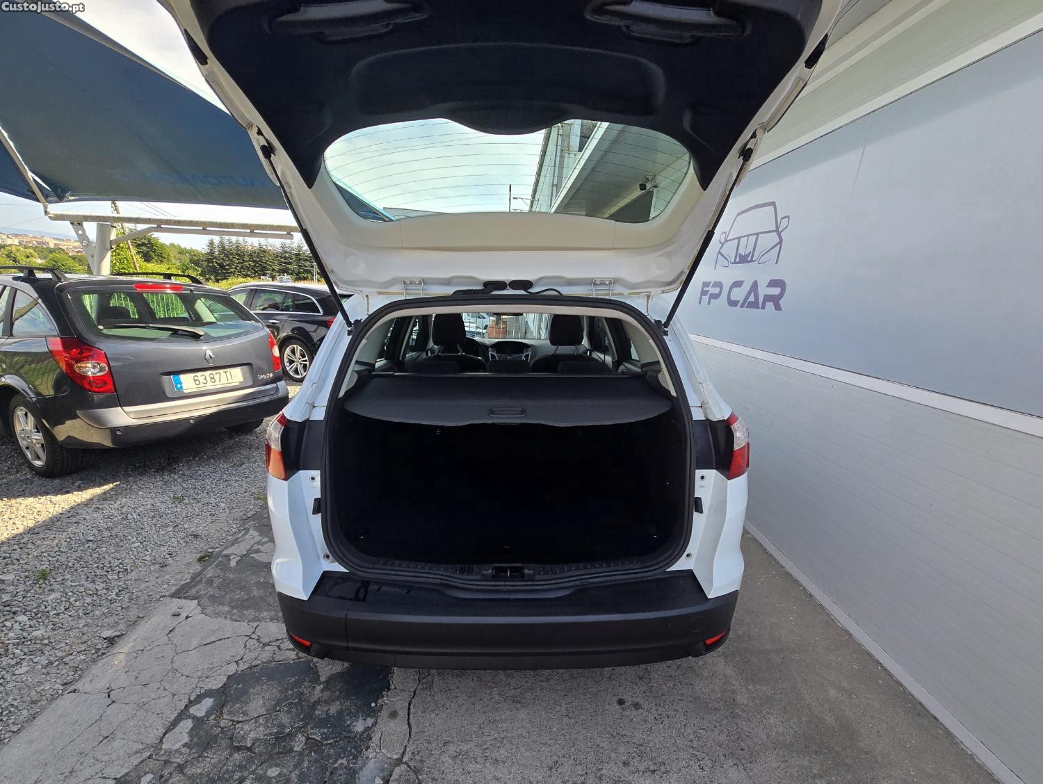 Ford Focus 1.6 TDCi Trend — fotografia 4