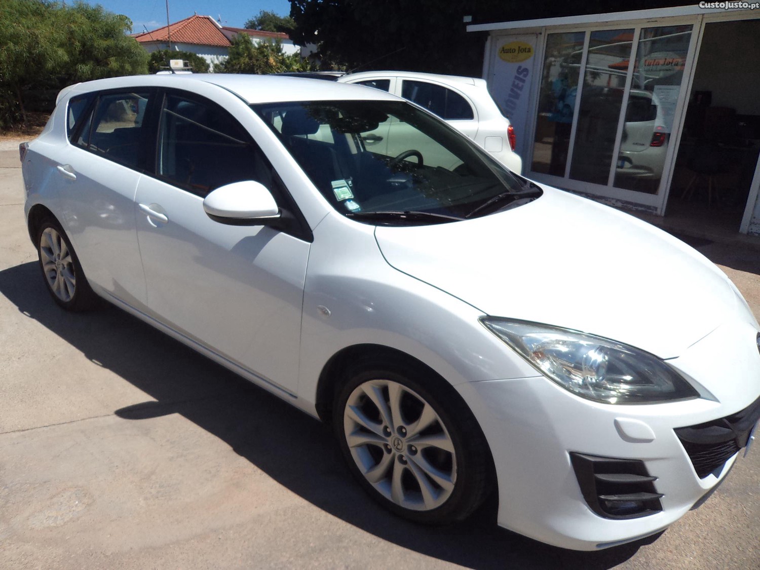 Mazda 3 1.6D — fotografia 10