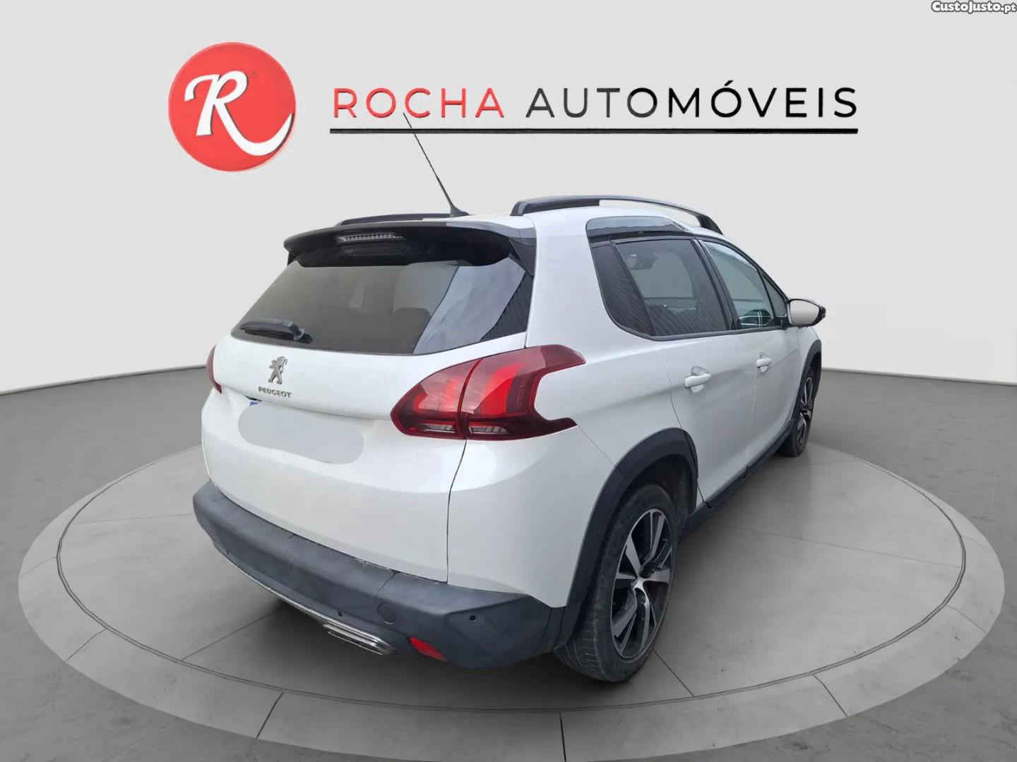 Peugeot 2008 1.2 PureTech GT Line — fotografia 4