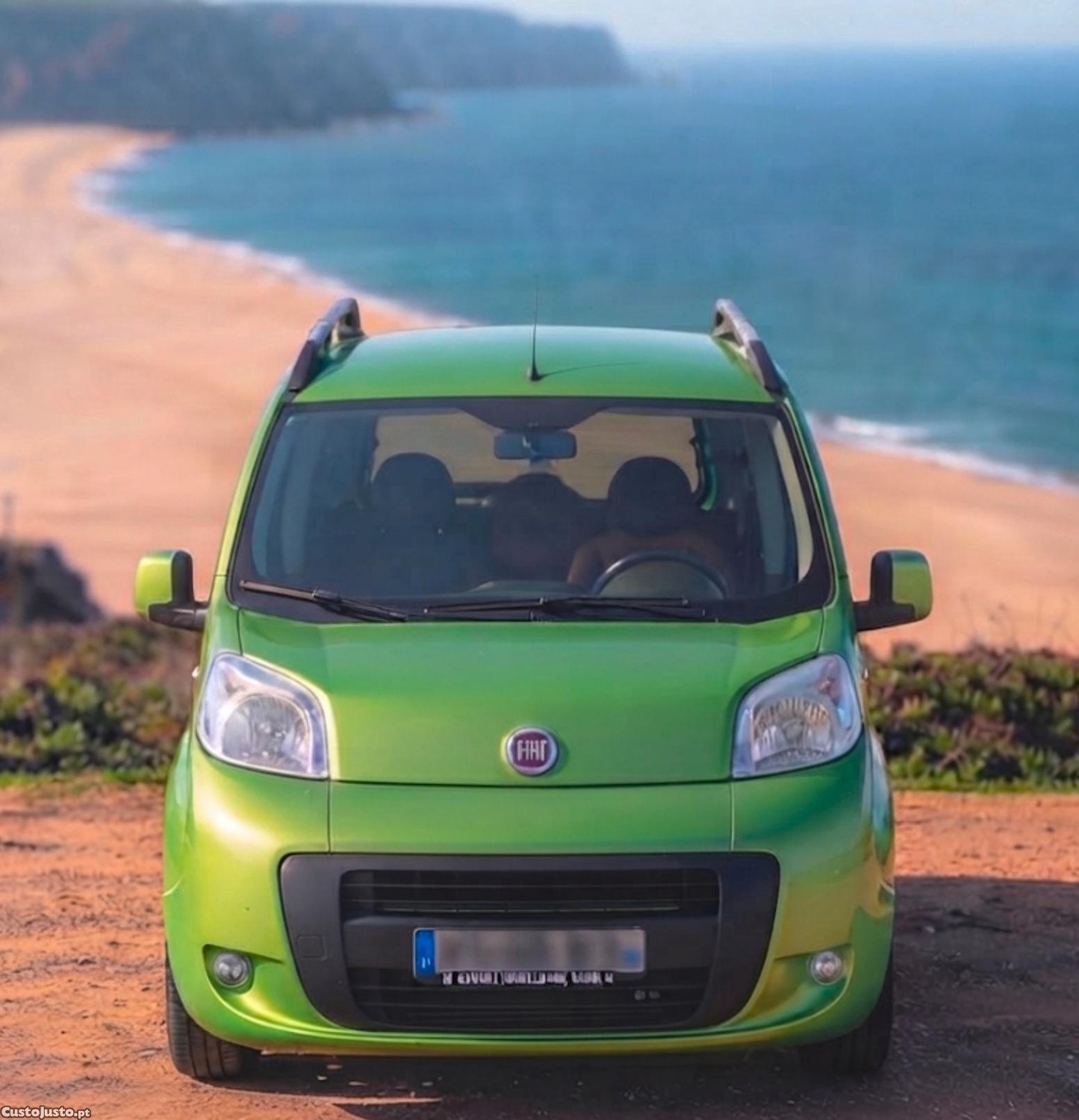 Fiat Fiorino Qubo 1.3 Multijet - Aventura e Versatilidade em Verde Limão! — fotografia 3