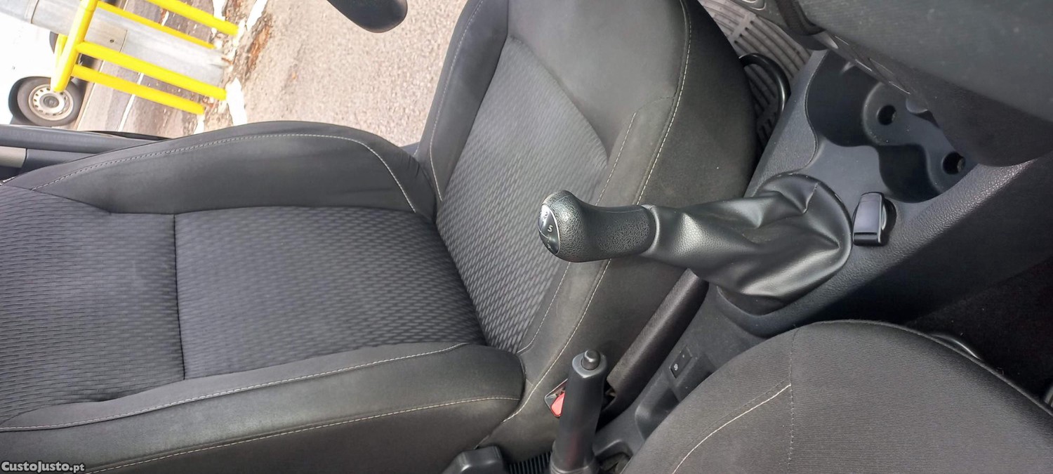 Dacia Sandero 0.9 tce — photo 5