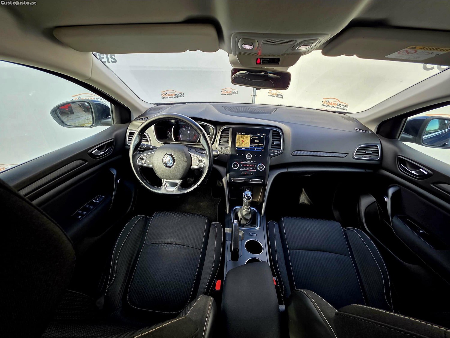 Renault Mégane Sport Tourer 1.5 dCi Zen — fotografia 5