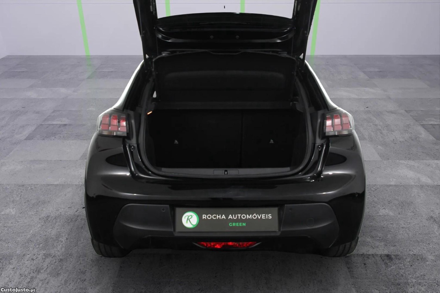 Peugeot e-208 50 kWh Allure — photo 5