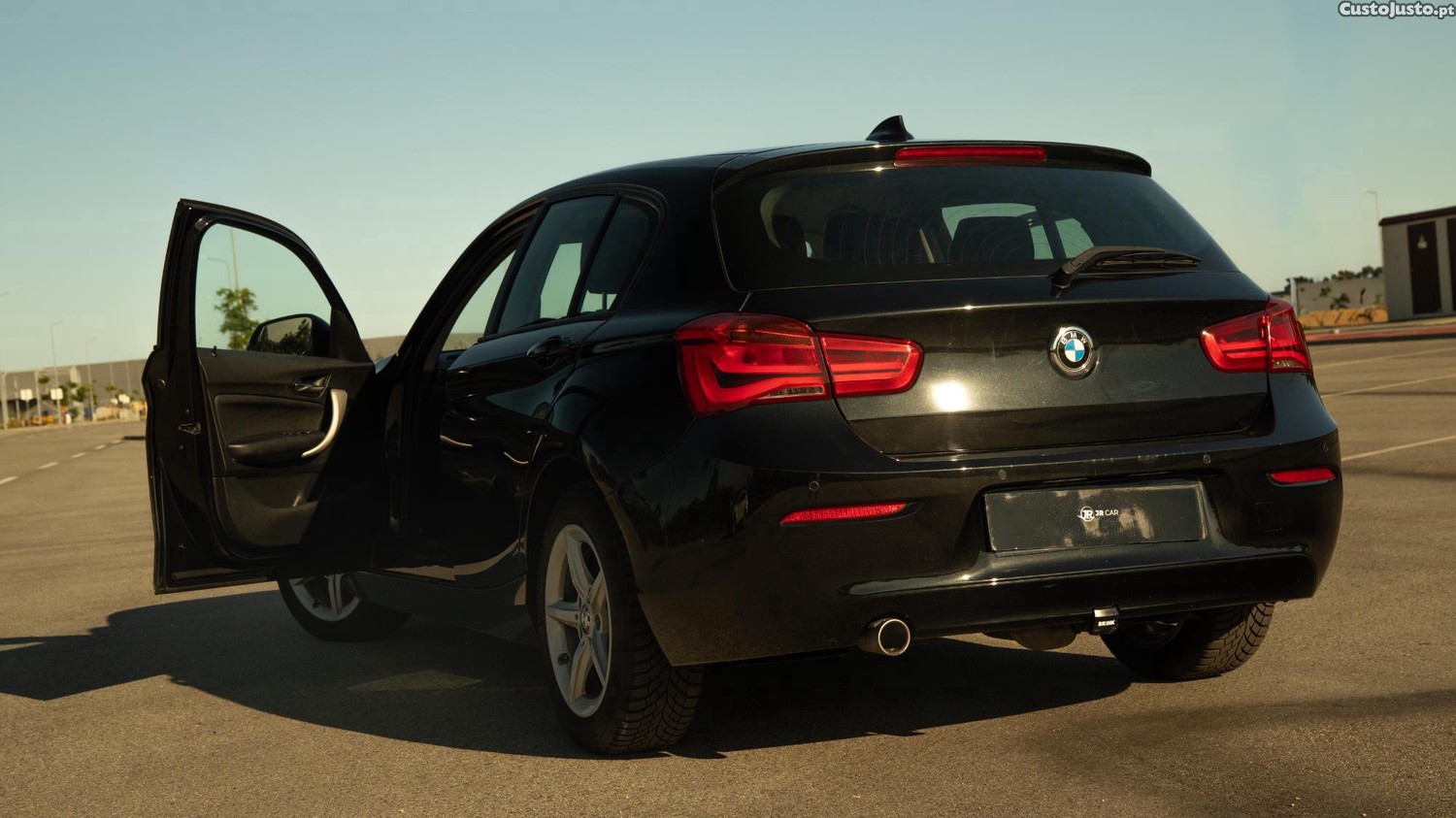 BMW 116 Sport Line desde 229 /mês — fotografia 6