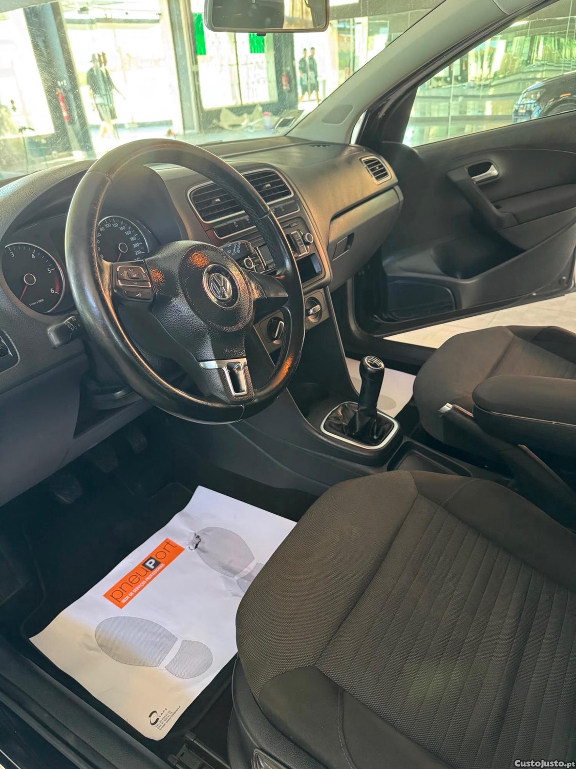 Volkswagen Polo Comfortline — fotografia 4