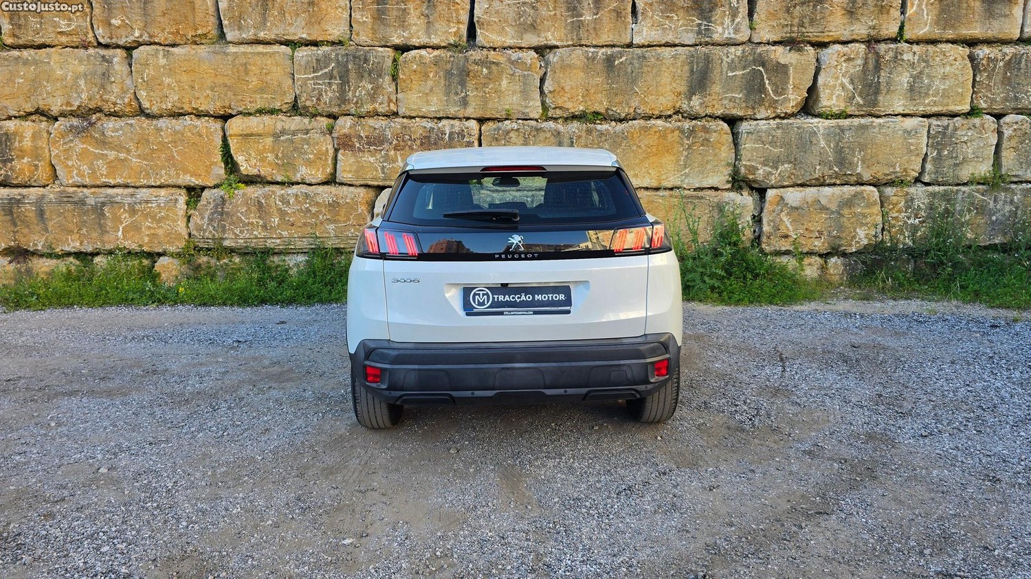Peugeot 3008 1.5 BlueHDi Active — fotografia 25