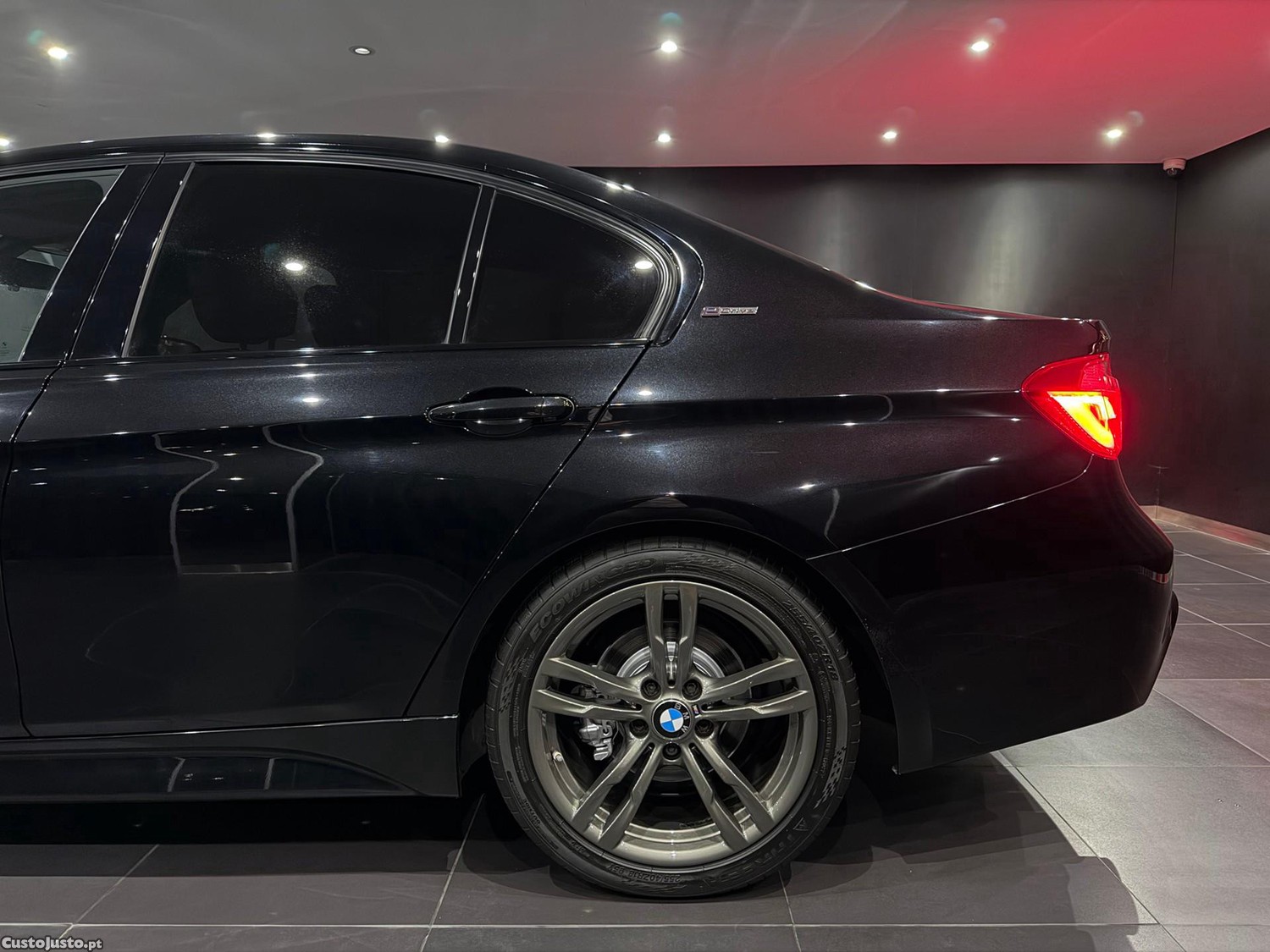 BMW 330 e iPerformance Pack M — photo 5