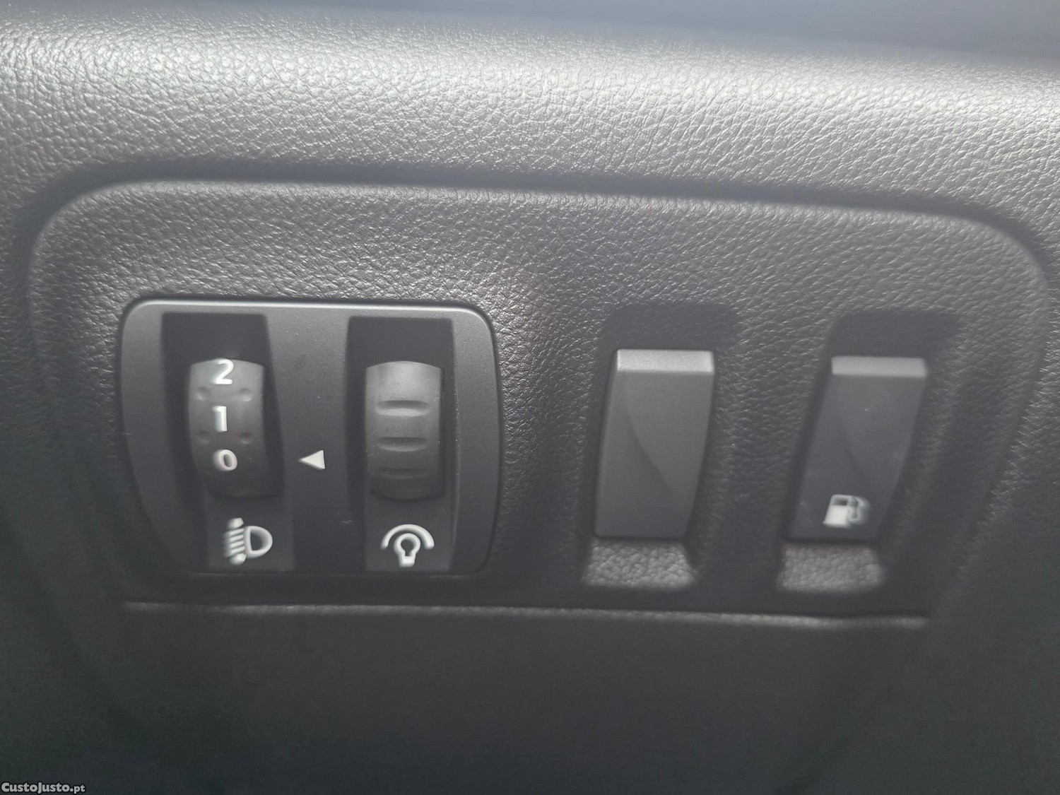 Renault Mégane Sport Tourer 1.6 E-Tech Plug In Hybrid — fotografia 9
