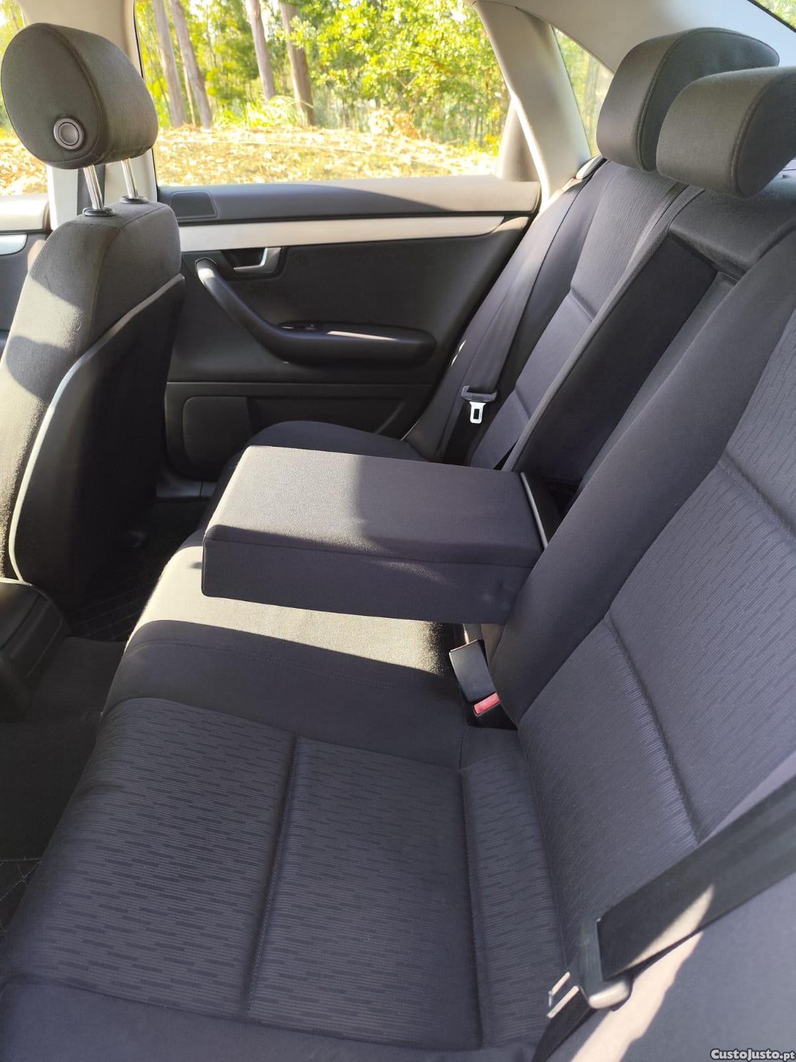 Audi A4 2.0 TDI — fotografia 2