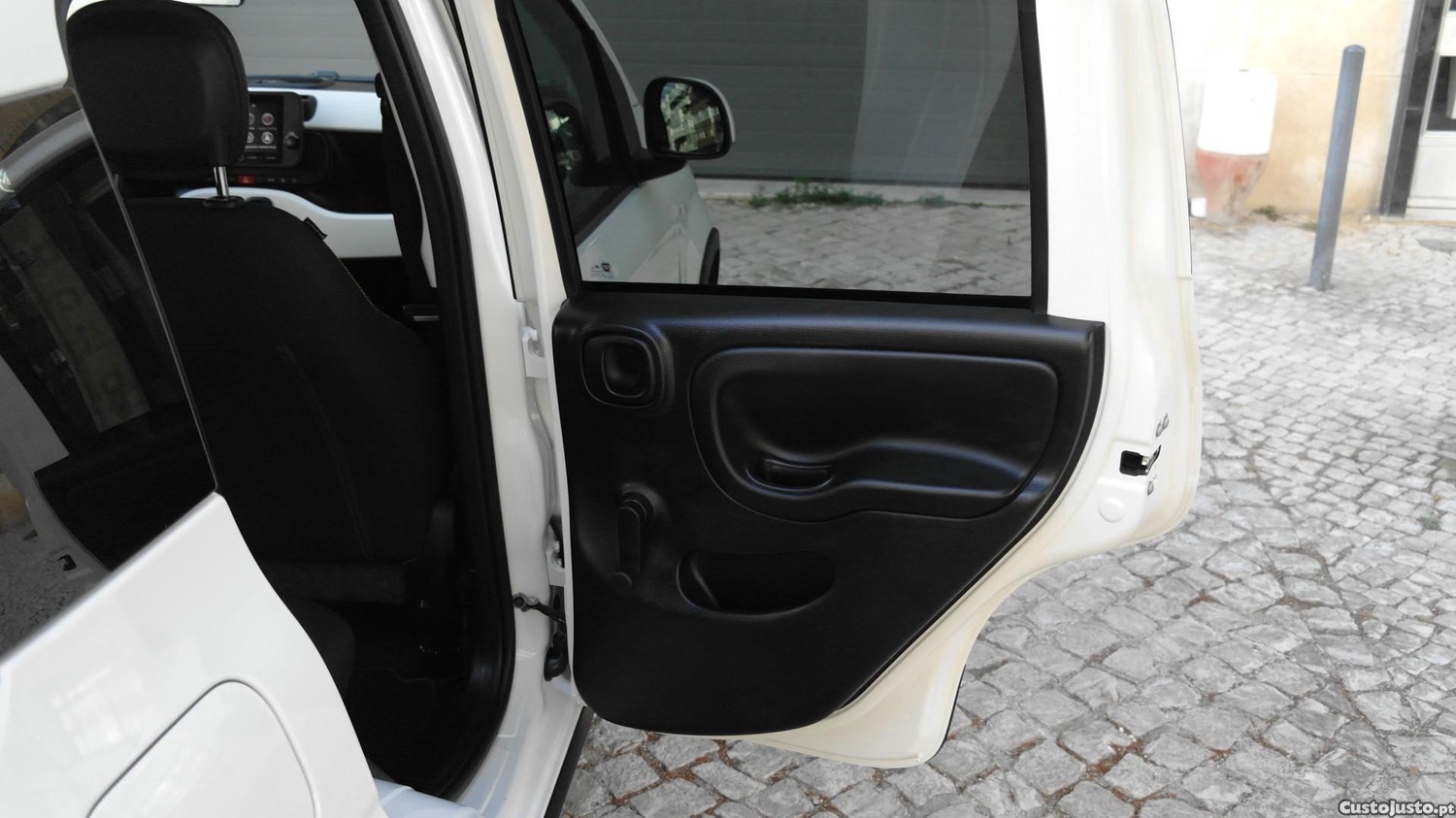 Fiat Panda Pandina 1.0 Hybrid — fotografia 16