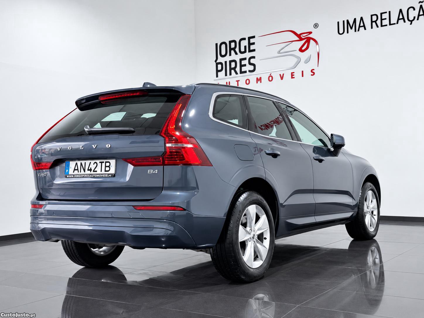 Volvo XC 60 2.0 B4 MOMENTUM 197 CV - NACIONAL - 112997 KM — fotografia 26