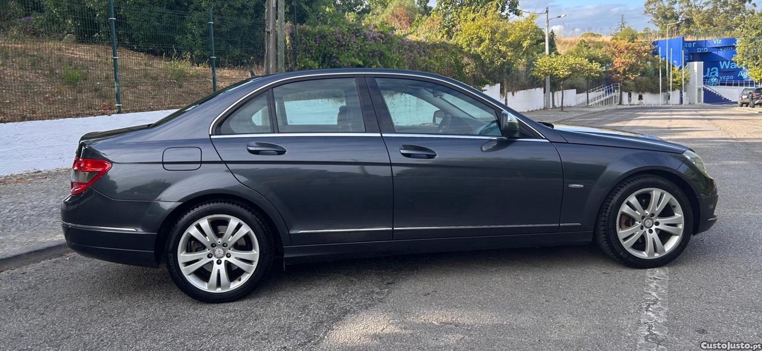 Mercedes-Benz C 220 CDI Avantgard — fotografia 9