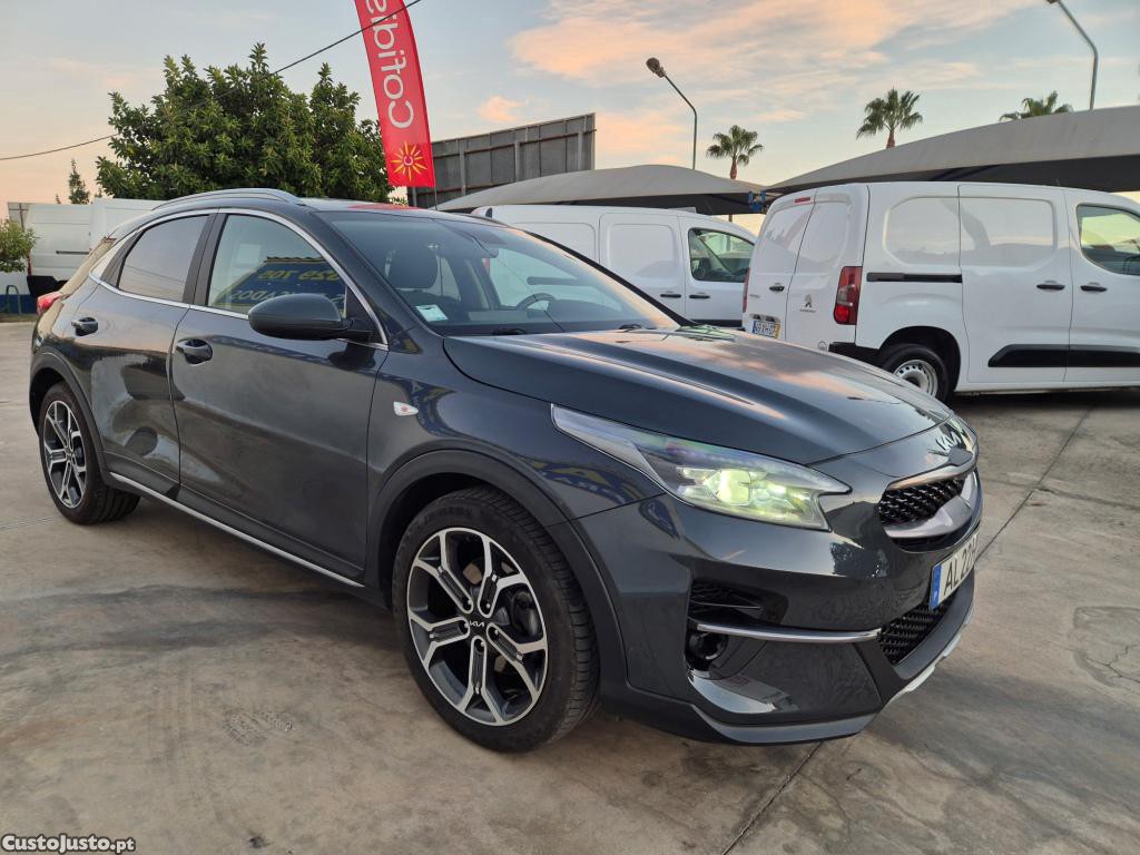 Kia XCeed 1.0 T-GTI  120 Drive — photo 4