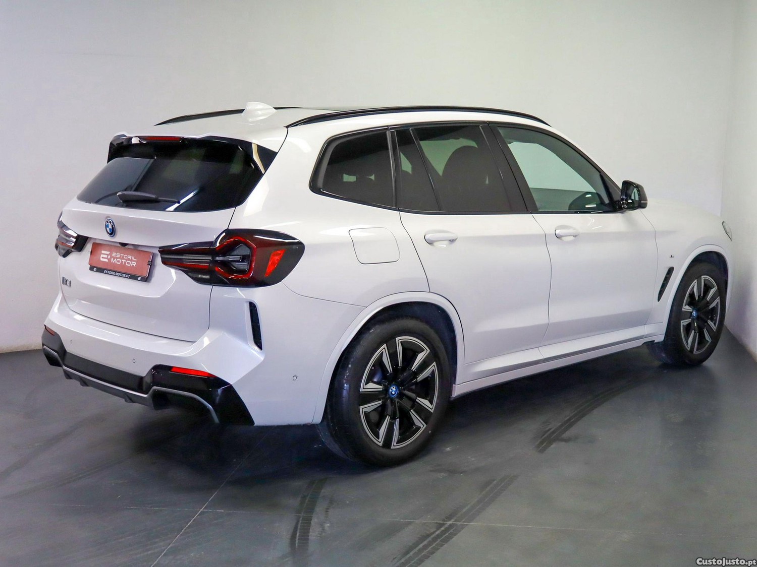 BMW iX3 M Sport Inspiring — photo 3