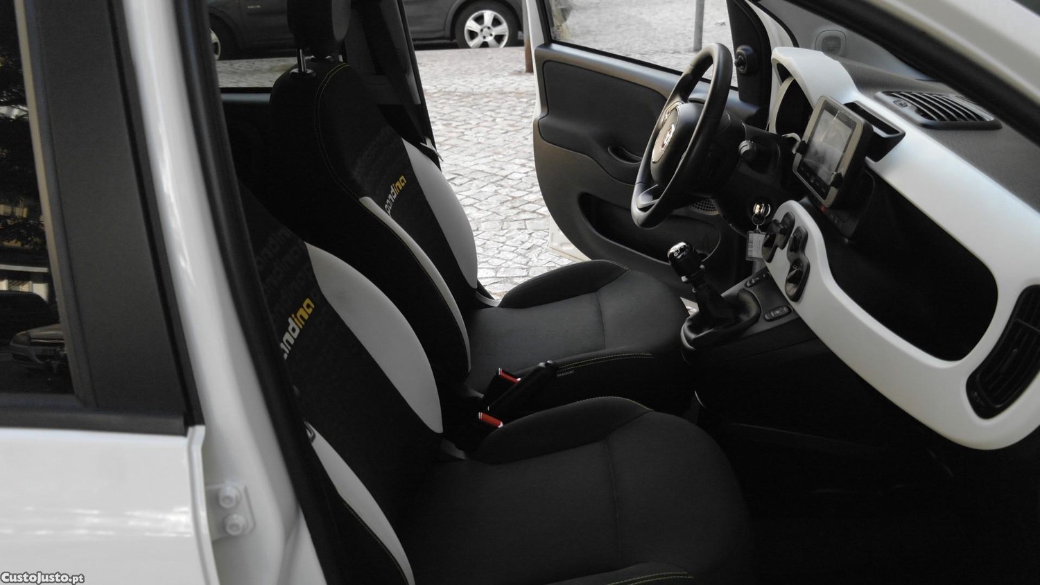 Fiat Panda Pandina 1.0 Hybrid — fotografia 6