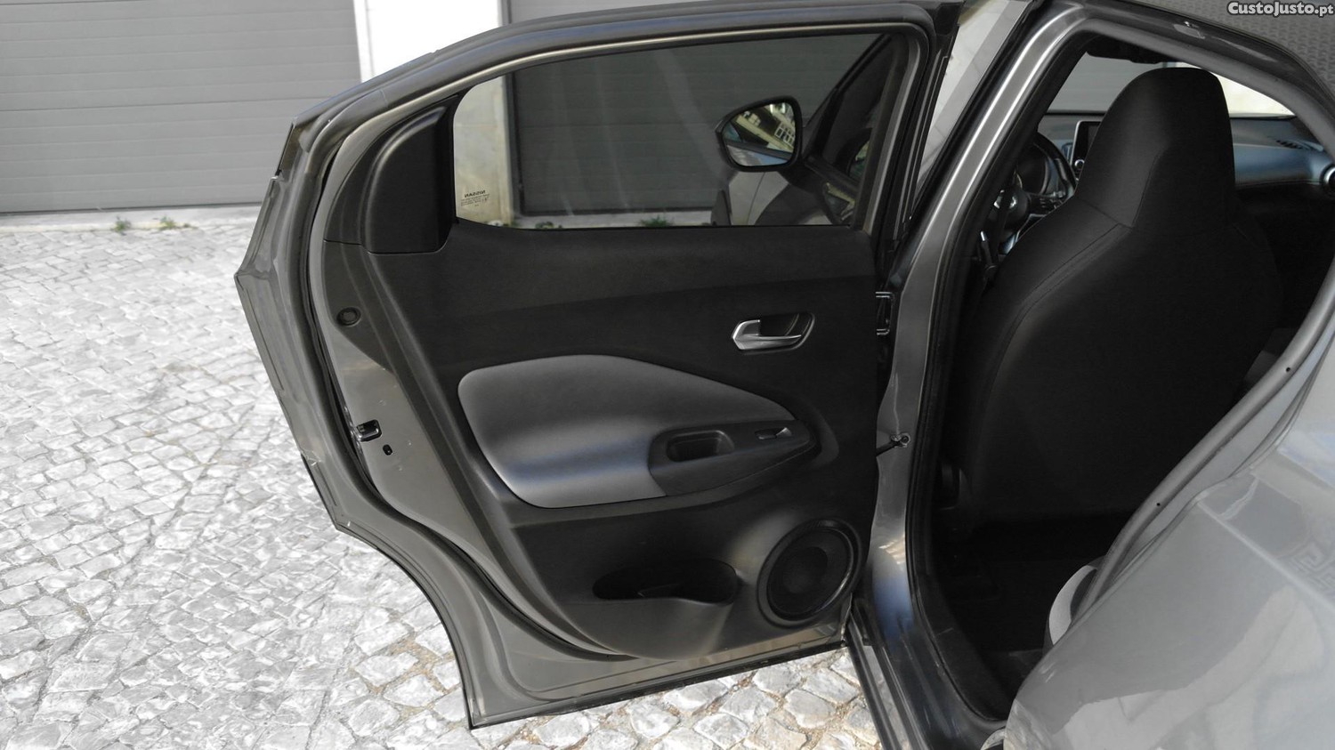 Nissan Juke 1.0 DIG-T Enigma — fotografia 7