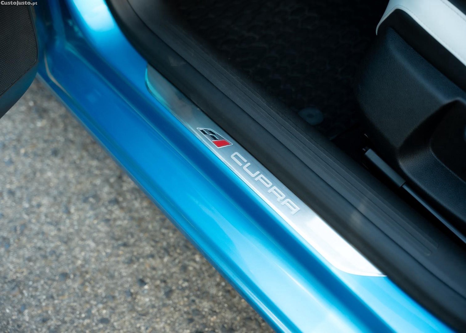 SEAT Leon 2.0 TSI S&S DSG Cupra 290 — fotografia 10