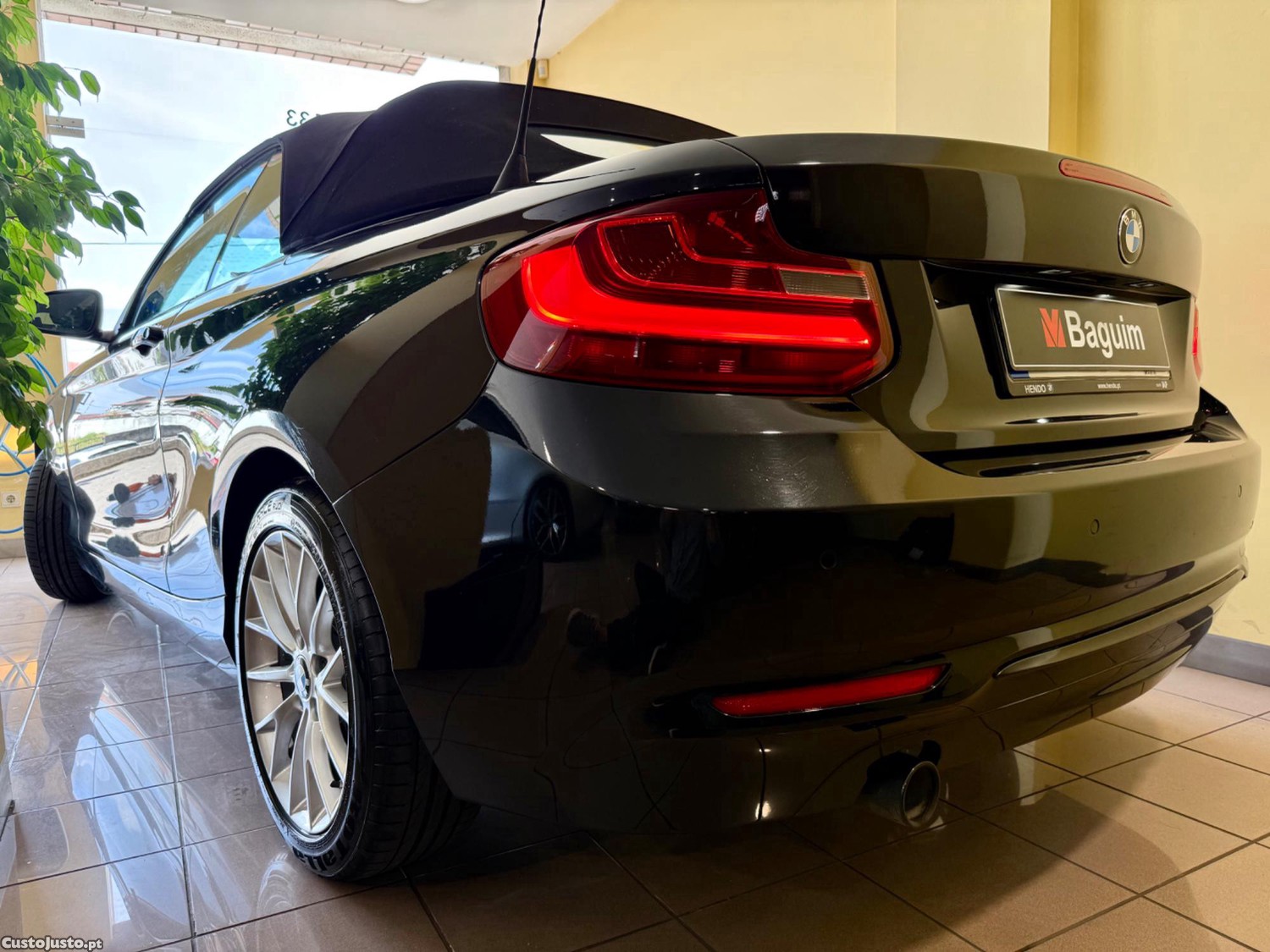 BMW 218 D Cabrio Line Sport — fotografia 9