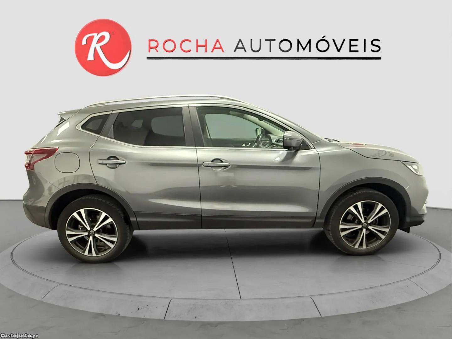 Nissan Qashqai 1.5 dCi N-Connecta — photo 4