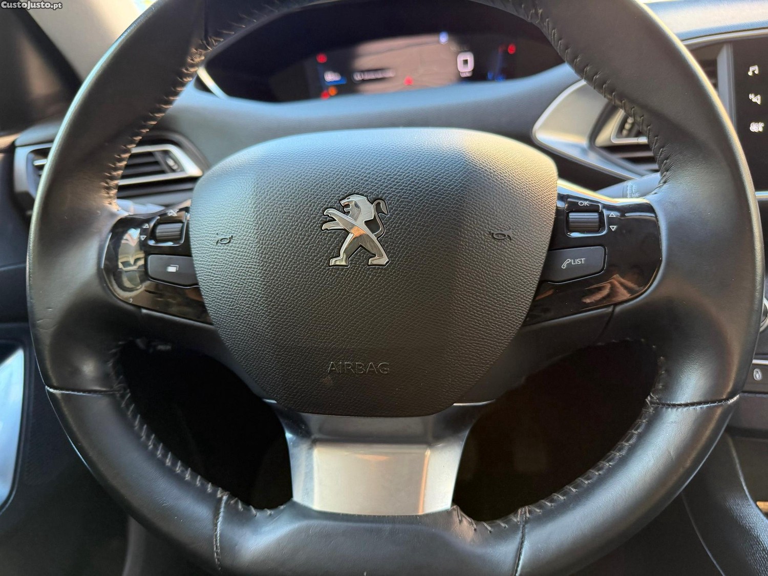 Peugeot 308 SW 1.5 BlueHDi Active — fotografia 15