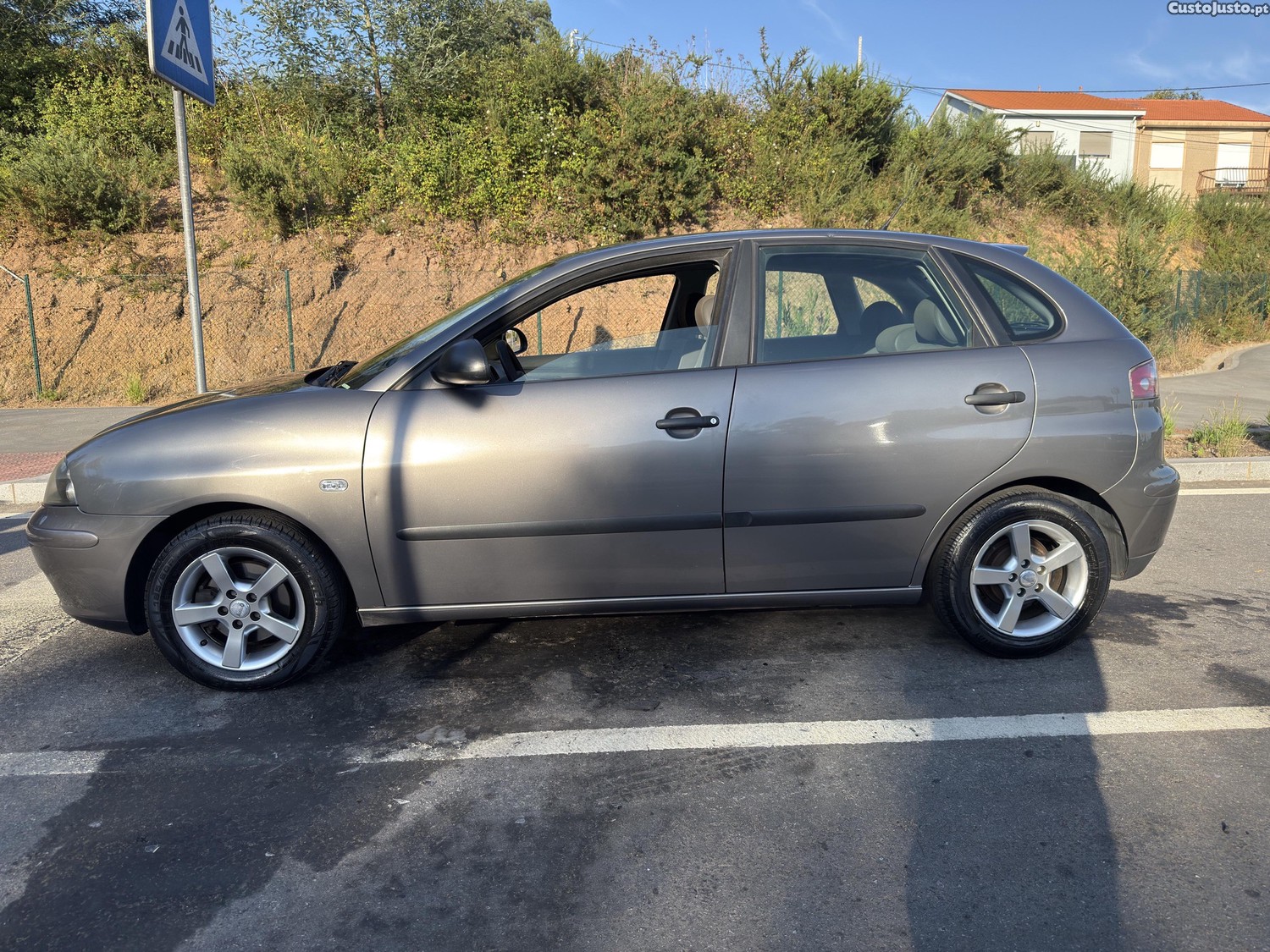 SEAT Ibiza 1.2 — fotografia 10