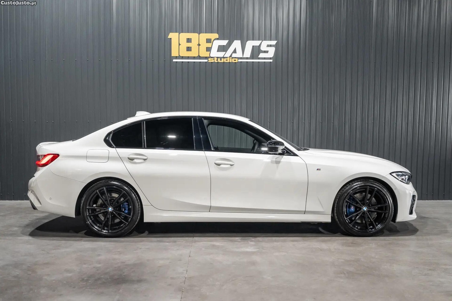 BMW 330 i Aut. M Sport — fotografia 22