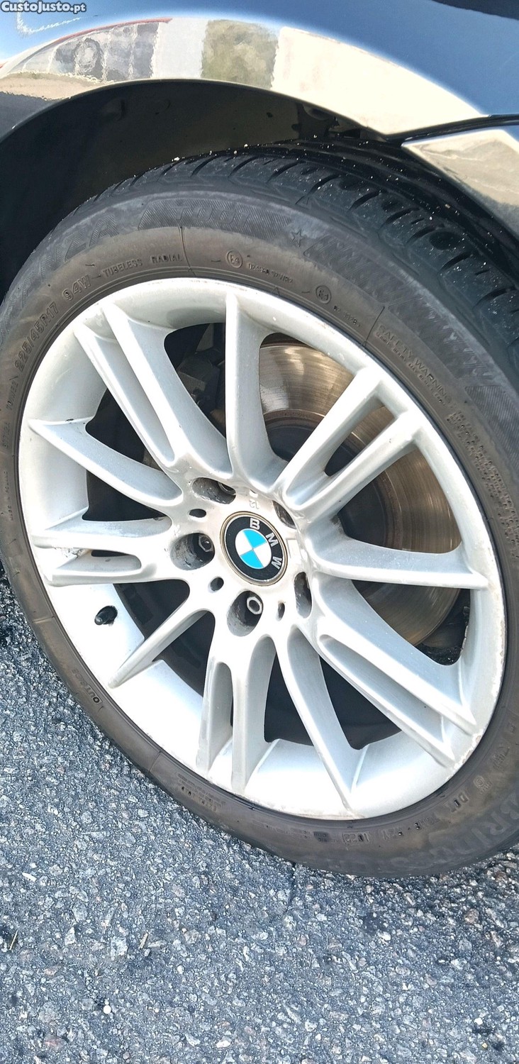 BMW 320 D touring — photo 2